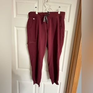 Maroon jogger Figs scrub pants